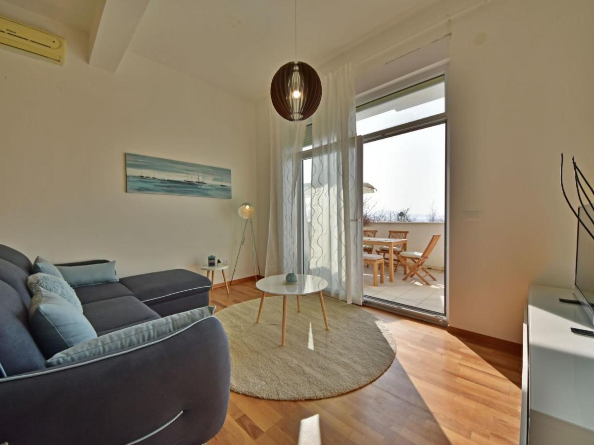 Apartment Cvit 2 By Interhome Кленовица Экстерьер фото